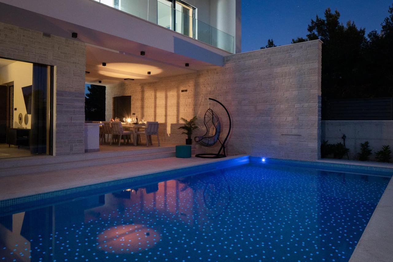 Villa Dm Водице Экстерьер фото