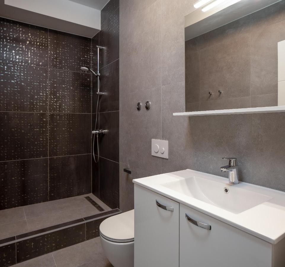 Villa Dm Водице Экстерьер фото